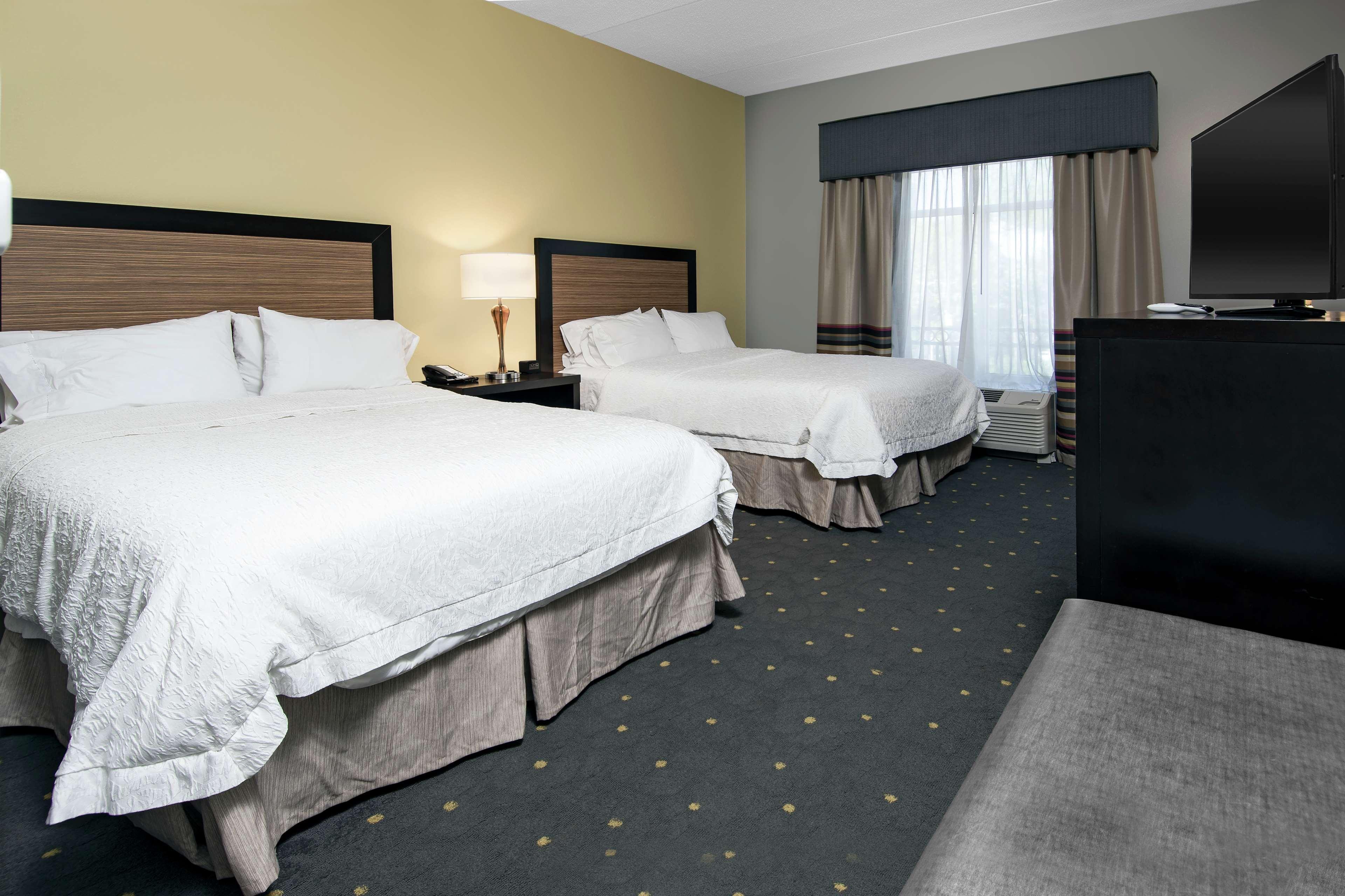 Hampton Inn & Suites - Raleigh Downtown מראה חיצוני תמונה