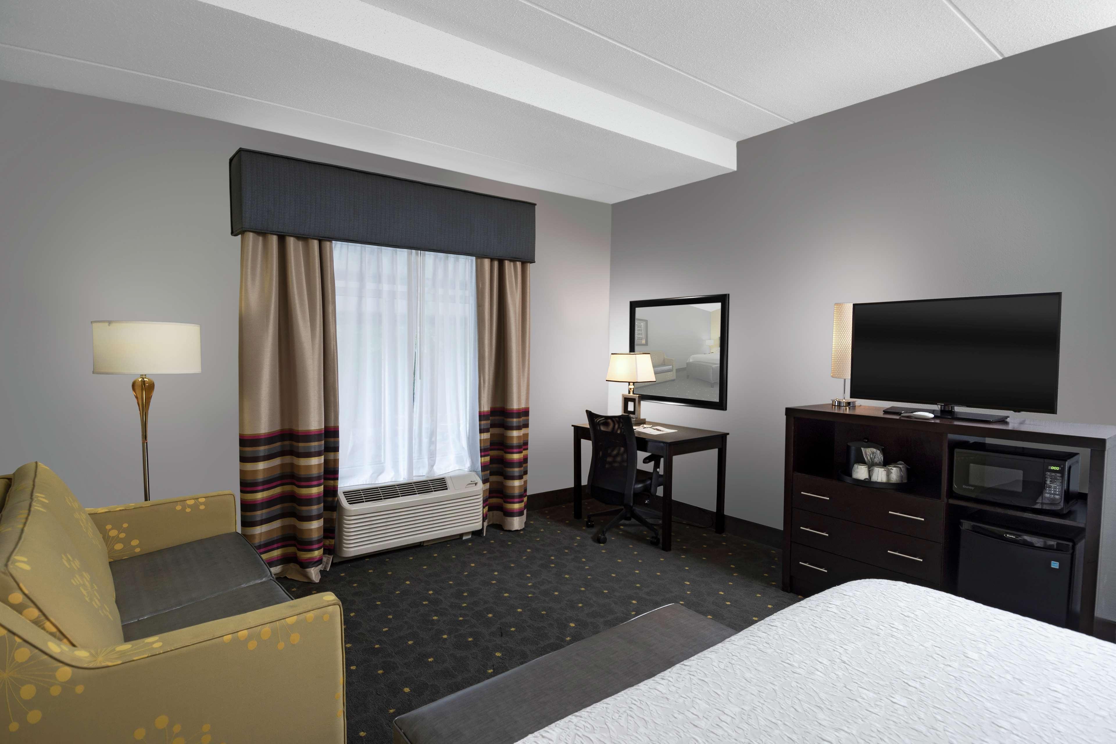 Hampton Inn & Suites - Raleigh Downtown מראה חיצוני תמונה