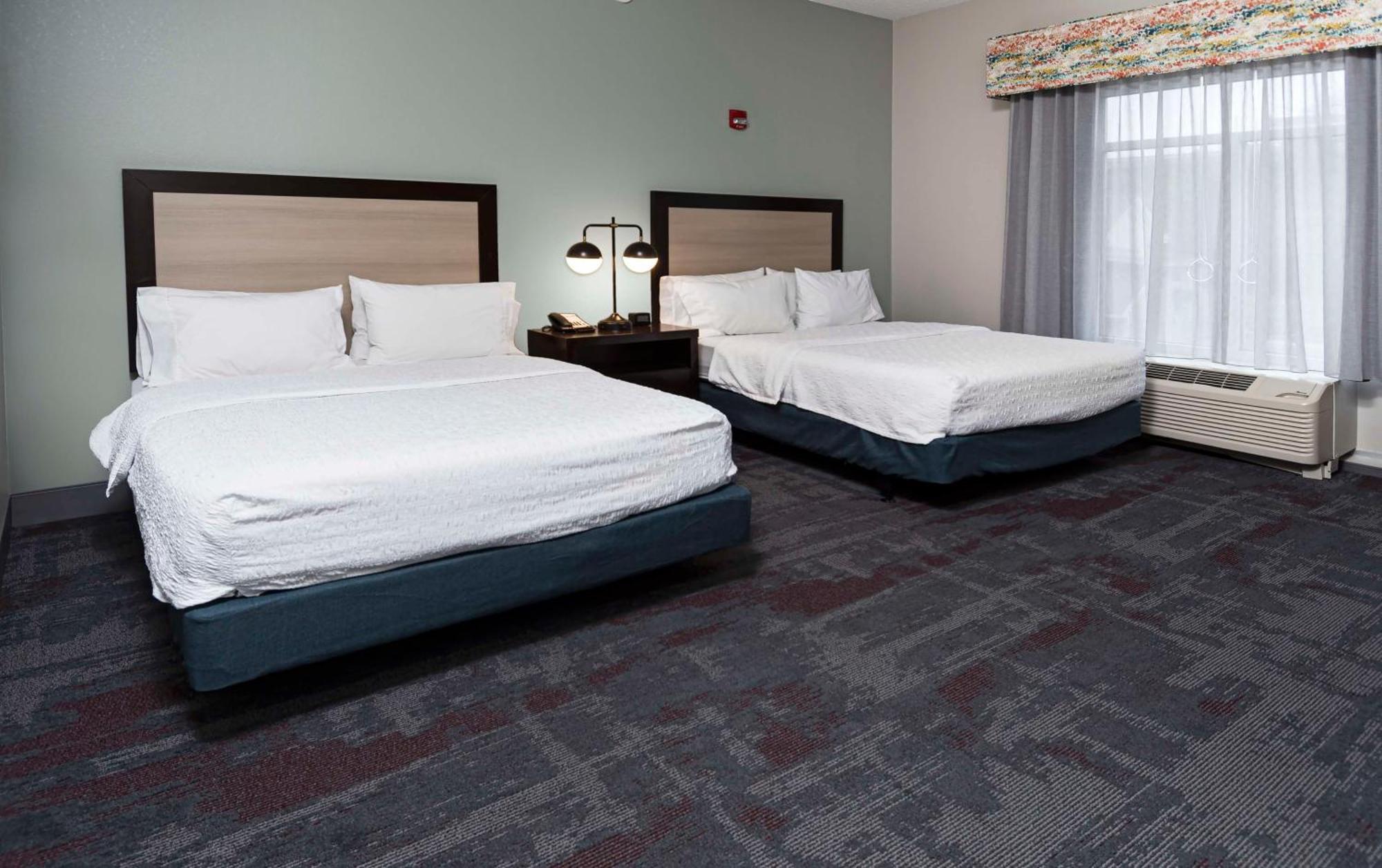 Hampton Inn & Suites - Raleigh Downtown מראה חיצוני תמונה