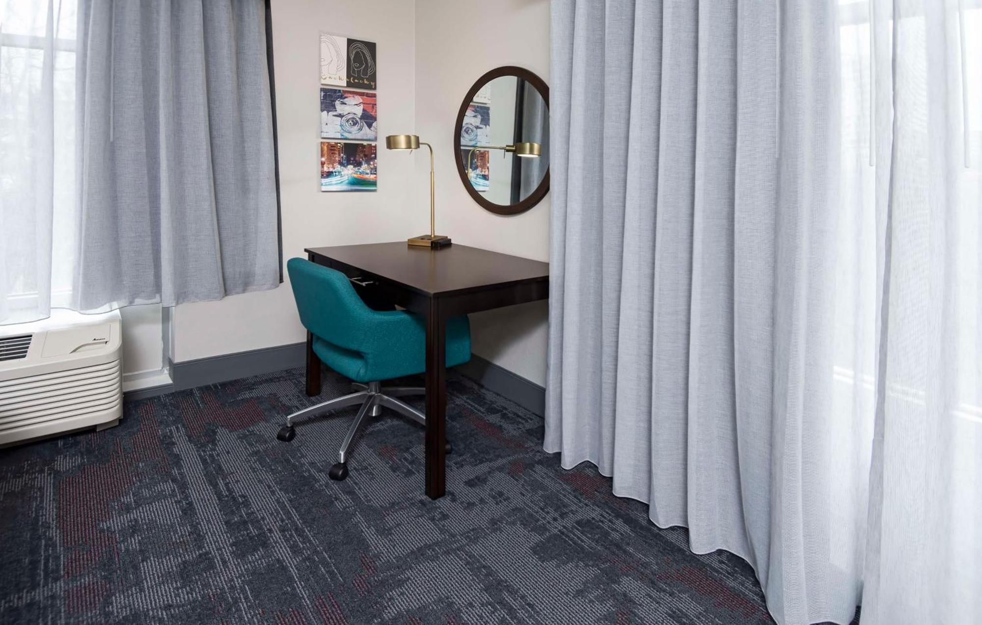 Hampton Inn & Suites - Raleigh Downtown מראה חיצוני תמונה