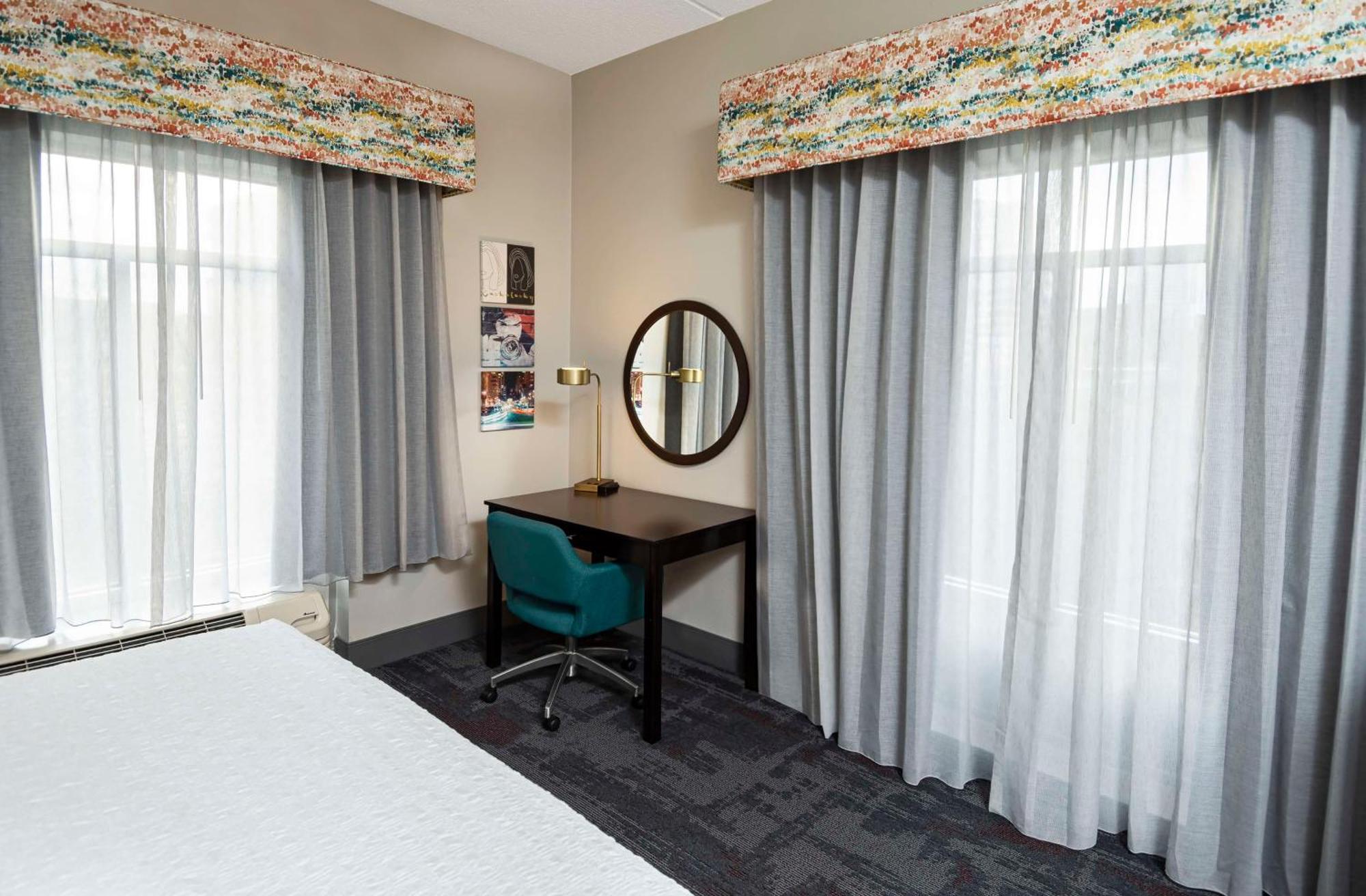 Hampton Inn & Suites - Raleigh Downtown מראה חיצוני תמונה