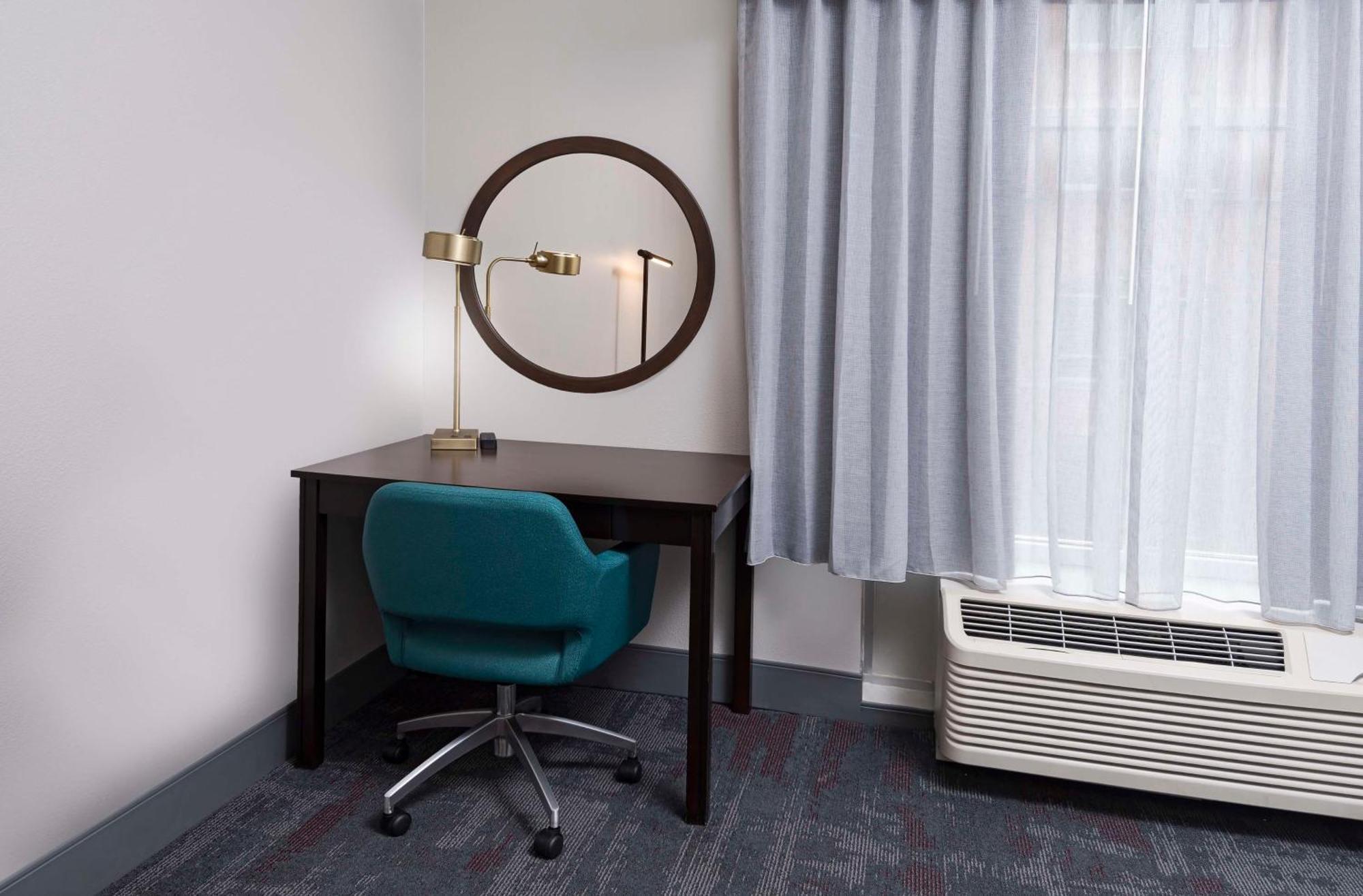 Hampton Inn & Suites - Raleigh Downtown מראה חיצוני תמונה